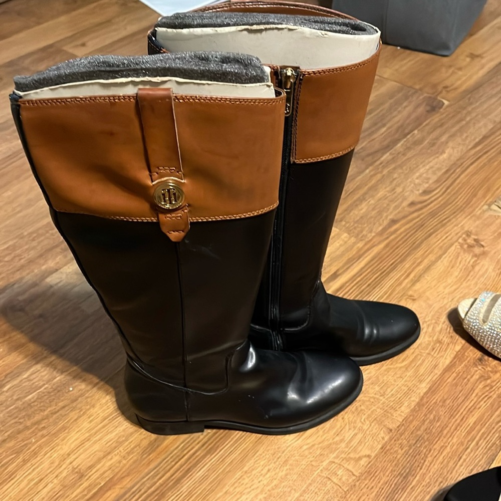 Tommy Hilfiger boots